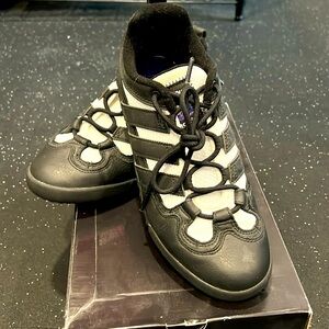 FA Adidas Originals Shoes Men’s 7